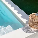 Maison 4 Avec Piscine Holiday home *